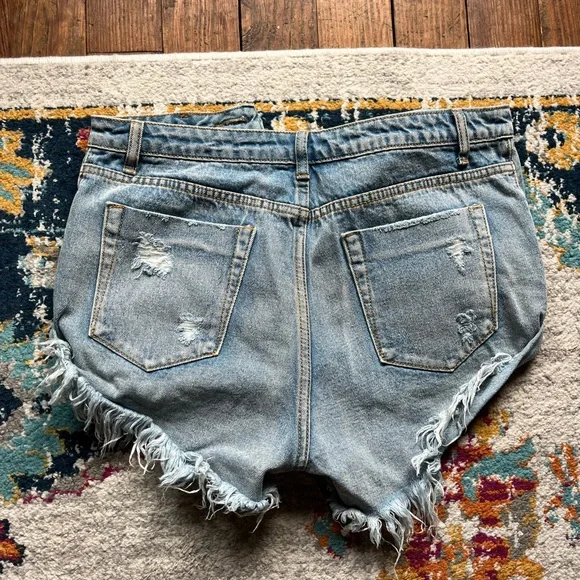Signature8 Jean Shorts - Picture 2 of 5